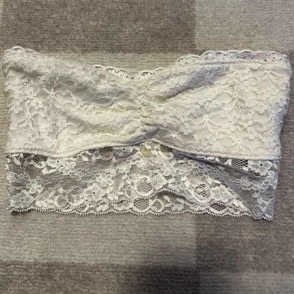 White Floral Lace Strapless Bandeau/Bralette
